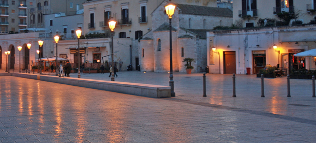 Piazza del Ferrarese