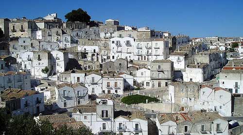  Residenze turistico alberghiere Mattinata sul Gargano 