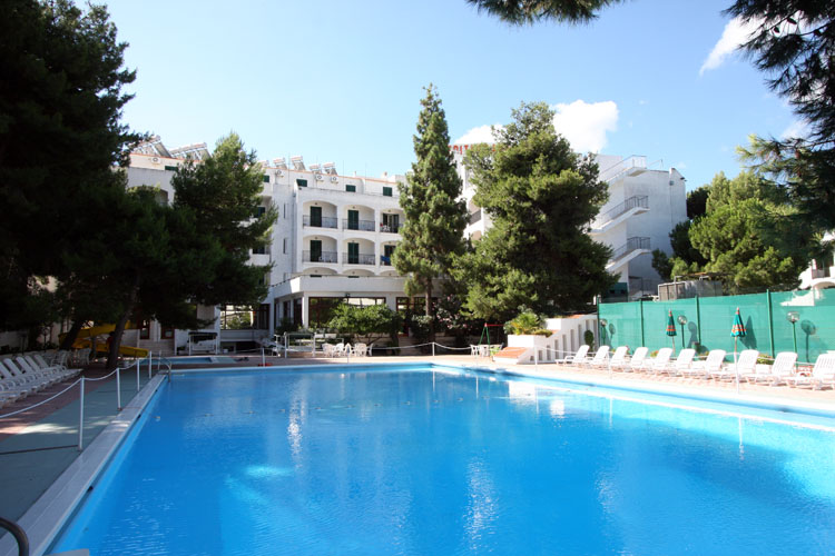HOTEL MEDITERRANEO