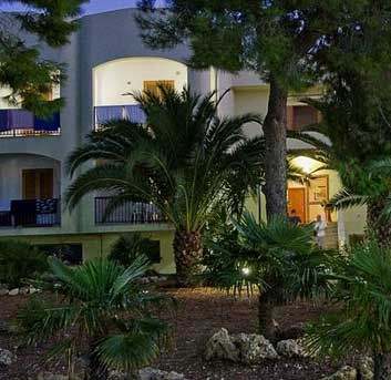 HOTEL RESIDENCE VILLA CANDIDA