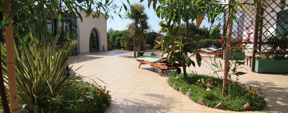 BAELY RESORT